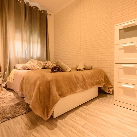 Apartamento Reisol Castelldefels Eksteriør billede
